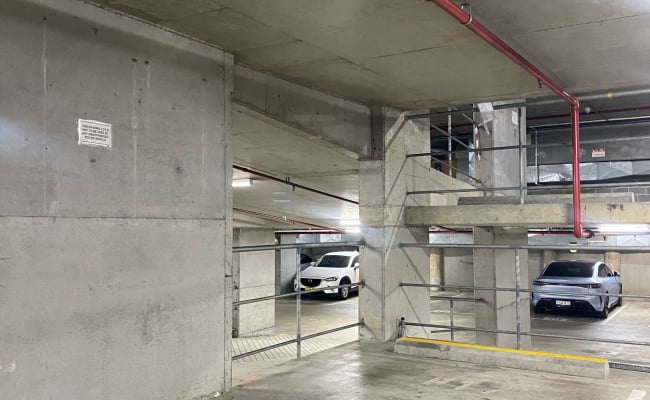 Car-Park-goulburn-street-surry-hills-new-south-wales,-100559,-487631_1746063578.8155.jpeg