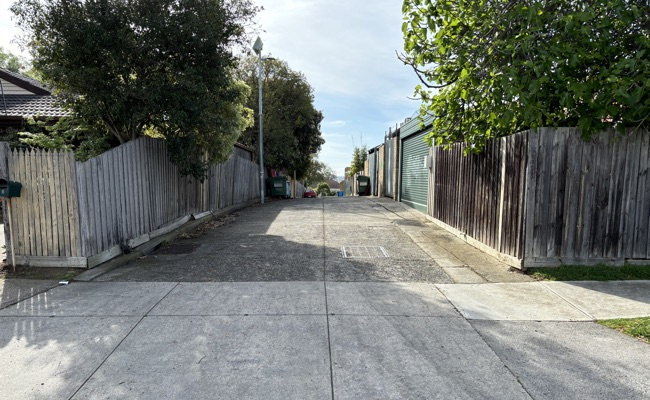 Car-Park-greville-road-rosanna-victoria,-93430,-461663_1728450216.9131.jpg