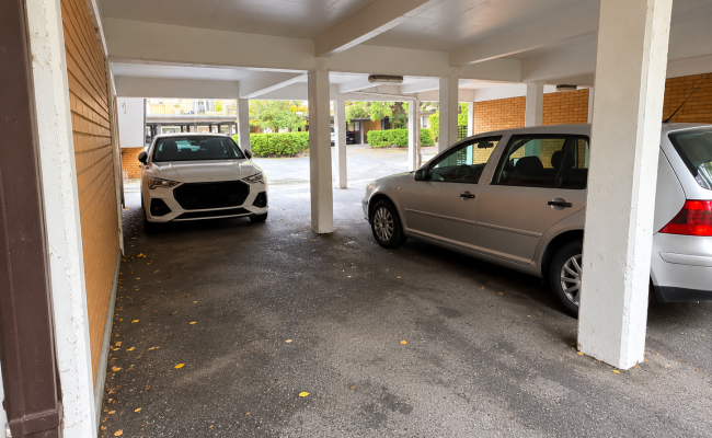 Car-Park-haines-street-north-melbourne-victoria,-110216,-554169_1791162028.0109.png