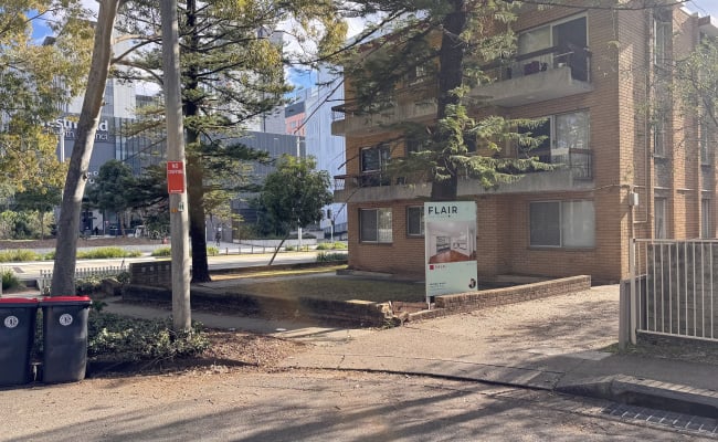 Car-Park-helen-street-westmead-new-south-wales,-99356,-543971_1786490948.0563.jpg