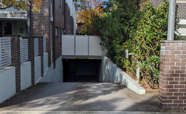 Car-Park-henley-road-homebush-west-new-south-wales,-85452,-385023_1686194104.3204.jpg