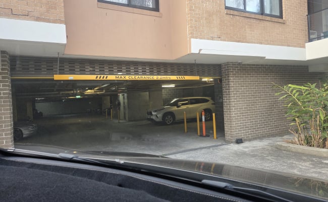 Car-Park-hume-highway-bankstown-new-south-wales,-101926,-496805_1752914063.5254.jpg