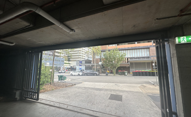Car-Park-john-street-mascot-new-south-wales,-98881,-475081_1737942916.3565.jpeg