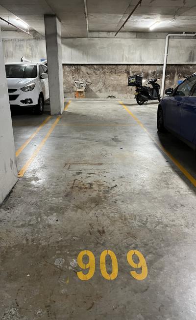 Car-Park-kent-road-mascot-new-south-wales,-109427,-546124_1787547212.858.jpg