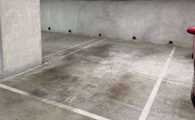 Car-Park-kent-street-richmond,-108472,-537283_1782906768.483.jpg
