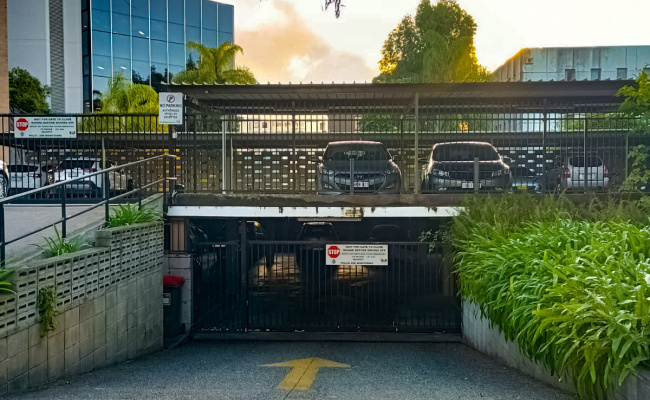 Car-Park-kings-park-road-west-perth-western-australia,-155836,-779505_1782221363.1204.jpg