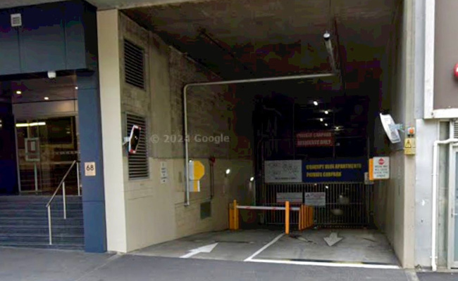 Car-Park-la-trobe-street-melbourne-victoria,-104962,-514878_1767250795.6047.jpeg