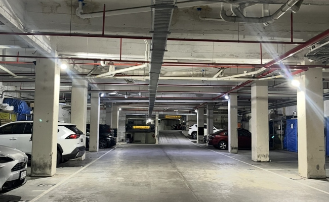 Car-Park-la-trobe-street-melbourne-victoria,-107449,-530239_1778028769.9765.jpg