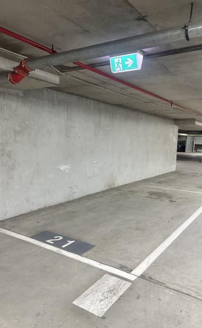 Car-Park-la-trobe-street-west-melbourne-victoria,-109229,-544602_1786759585.9429.jpg