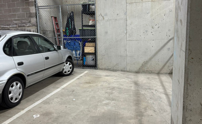 Car-Park-larkin-street-camperdown-new-south-wales,-100945,-489386_1747282891.433.jpeg