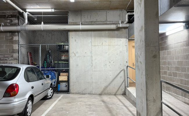 Car-Park-larkin-street-camperdown-new-south-wales,-100945,-489386_1747282923.6284.jpeg