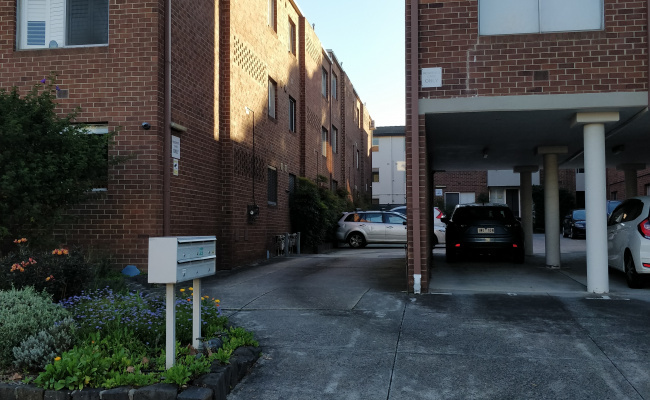 Car-Park-lee-street-carlton-north-victoria,-93918,-441334_1716989483.7584.jpg