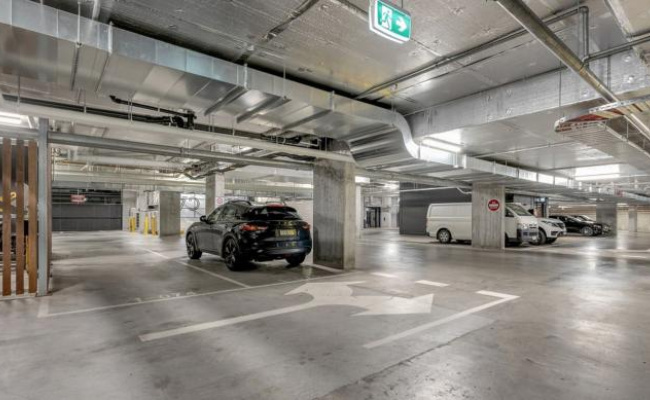 Car-Park-little-lonsdale-street-melbourne-victoria,-107389,-529845_1777727084.7907.jpg