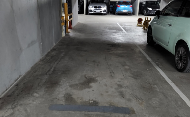 Car-Park-little-lonsdale-street-melbourne-victoria,-55951,-384249_1685853757.254.jpg