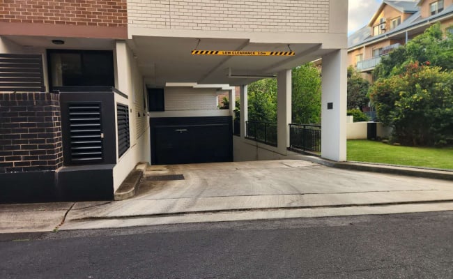 Car-Park-loftus-crescent-homebush-new-south-wales,-110423,-556592_1792223251.3946.jpg