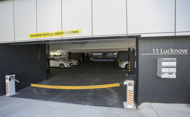 Car-Park-lucknow-place-west-perth-western-australia,-100078,-483719_1742881010.3555.jpg