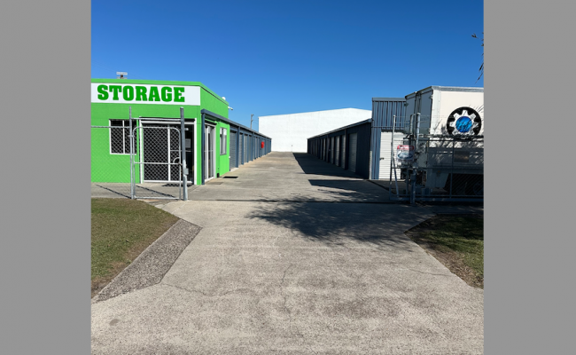 Car-Park-main-drive-warana-queensland,-143167,-681488_1745832355.0446.png