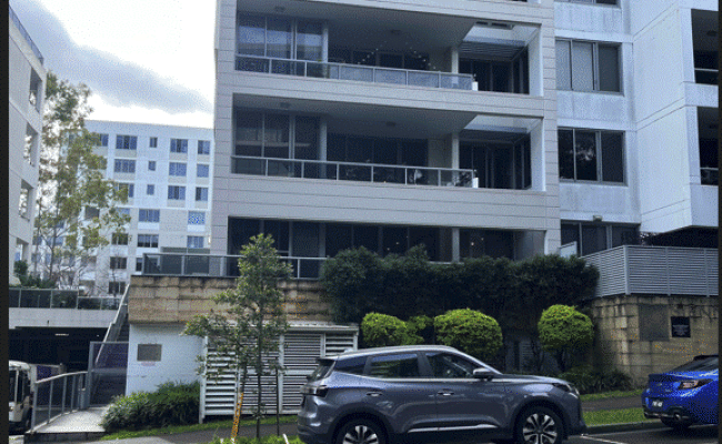 Car-Park-mary-street-rhodes-new-south-wales,-107835,-532979_1780033813.264.gif