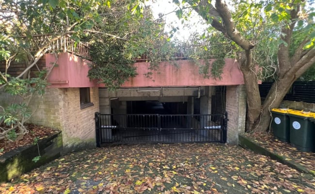 Car-Park-milner-crescent-wollstonecraft-new-south-wales,-107536,-532117_1779324882.3151.jpg