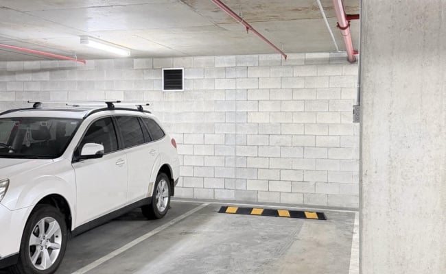 Car-Park-mollison-street-west-end-queensland,-110031,-552097_1790237032.6009.jpg