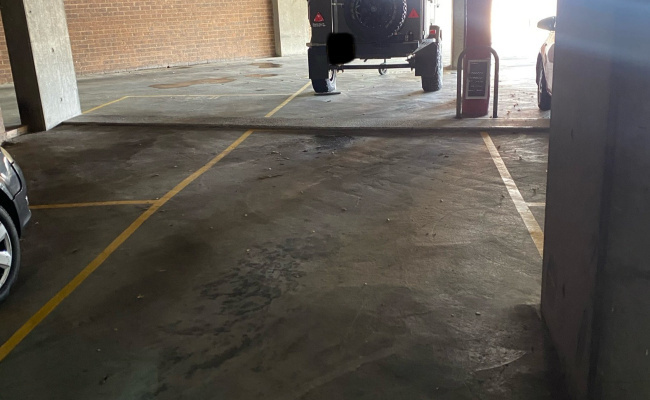 Car-Park-mona-lane-darling-point-new-south-wales,-152527,-750092_1768718266.8794.jpg