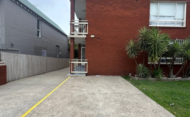 Car-Park-moore-street-bondi-new-south-wales,-105833,-519445_1770857193.4546.jpg