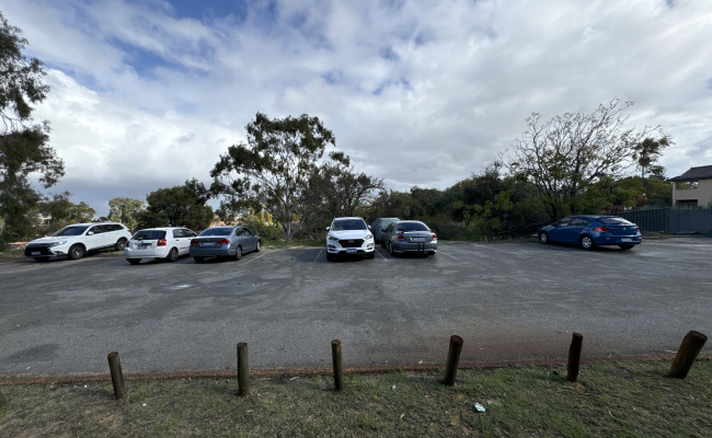 Car-Park-mount-prospect-crescent-maylands-western-australia,-94334,-492723_1749787690.9698.jpg