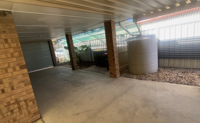 Car-Park-niven-drive-paralowie-south-australia,-100170,-484472_1743324556.6457.jpeg