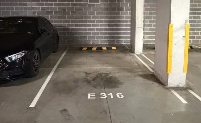 Car-Park-o-connor-street-chippendale-new-south-wales,-109131,-543429_1786253454.4428.jpg