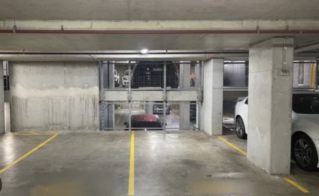 Car-Park-o-riordan-street-mascot-new-south-wales,-106515,-523931_1773470264.6554.jpg