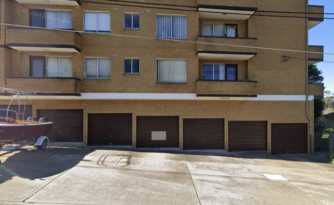 Car-Park-oberon-street-coogee-new-south-wales,-155509,-775444_1780728105.3878.jpg