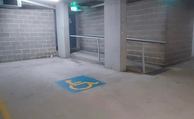 Car-Park-oxford-street-epping-new-south-wales,-156680,-790924_1786352845.1434.jpg