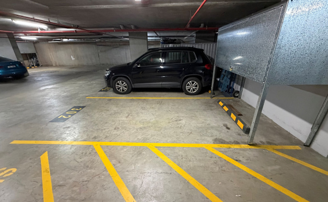 Car-Park-oxford-street-epping-new-south-wales,-157567,-806458_1790493573.2627.jpg