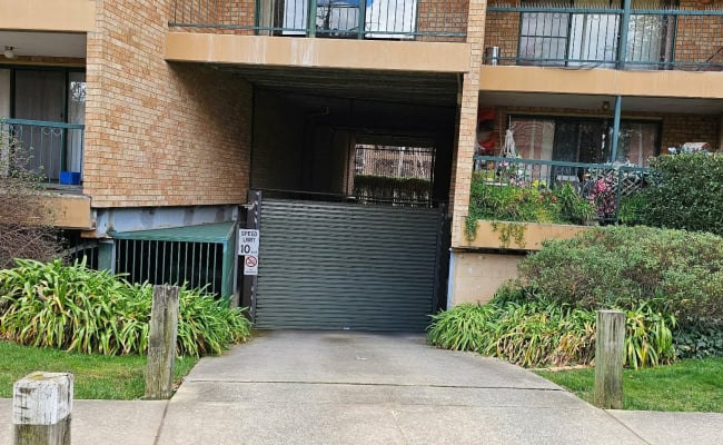 Car-Park-oxley-street-griffith-australian-capital-territory,-109589,-547887_1788323885.6996.jpg