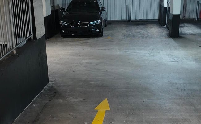 Car-Park-pacific-highway-chatswood-new-south-wales,-108631,-544710_1786877353.3842.jpg