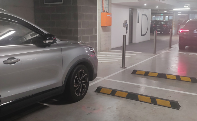 Car-Park-page-street-banksmeadow-new-south-wales,-99670,-481167_1741126187.2374.jpg