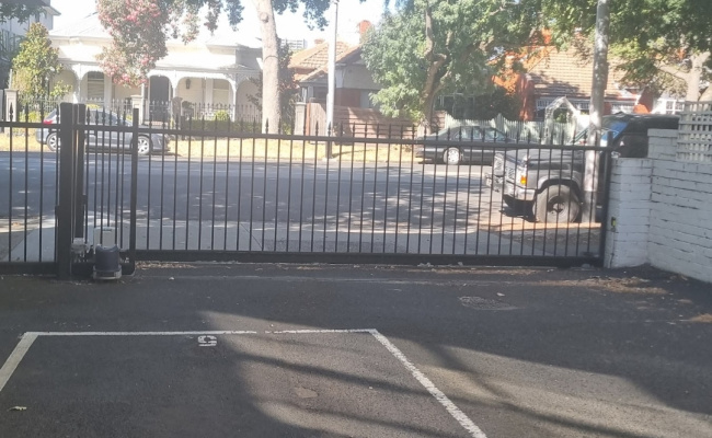 Car-Park-park-street-st-kilda-west-victoria,-105359,-523639_1773293141.0826.jpg