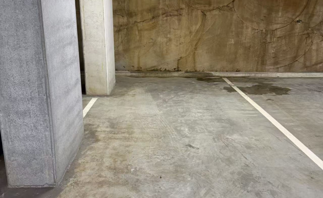 Car-Park-peach-tree-road-macquarie-park-new-south-wales,-109181,-544062_1786513206.3512.jpg