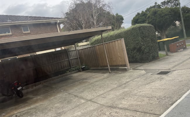 Car-Park-poplar-grove-langwarrin-victoria,-108099,-534685_1781315580.1038.jpg