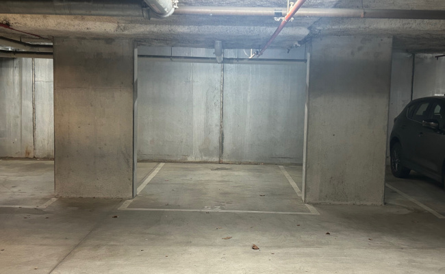 Car-Park-princes-street-carlton-victoria,-106976,-527065_1775620940.0813.jpg