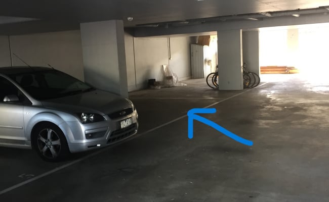 Car-Park-princes-street-port-melbourne-victoria,-107701,-532140_1779335664.913.jpg