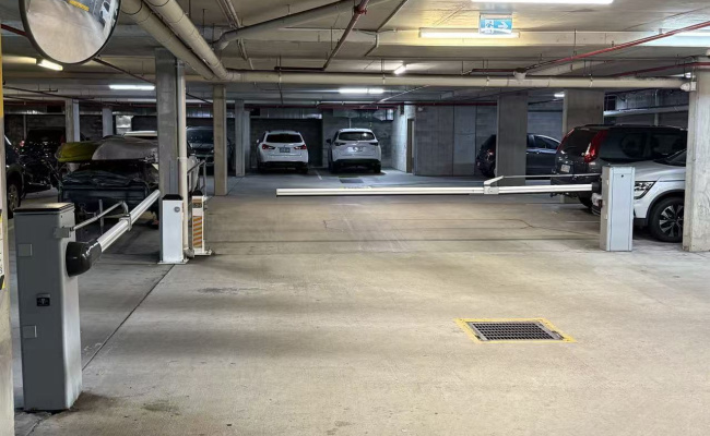 Car-Park-quay-street-brisbane-city-queensland,-155676,-777096_1781528022.7943.jpeg