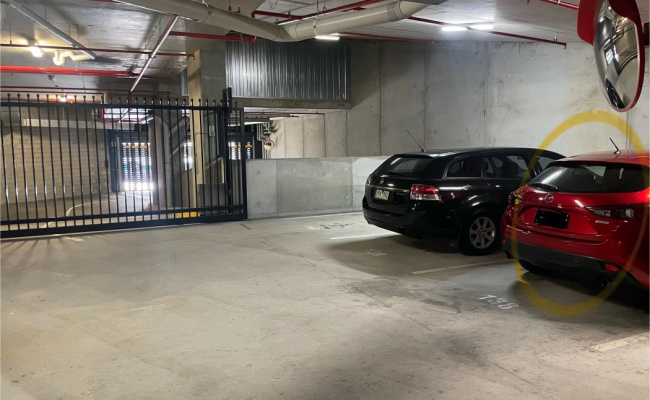 Car-Park-queen-street-brisbane-city-queensland,-88855,-406175_1698026491.735.jpg