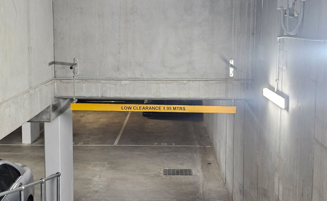 Car-Park-queens-road-melbourne-victoria,-107226,-528677_1776842373.7213.jpg