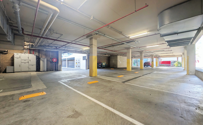 Car-Park-raglan-street-south-melbourne-victoria,-155007,-780507_1782782164.4917.jpg