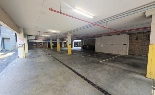 Car-Park-raglan-street-south-melbourne-victoria,-155007,-780507_1782782181.1811.jpg
