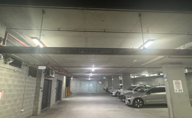 Car-Park-railway-terrace-milton-queensland,-96898,-461480_1728376464.8075.jpg