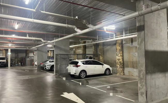 Car-Park-river-street-south-yarra-victoria,-109936,-550798_1789626521.5218.jpg