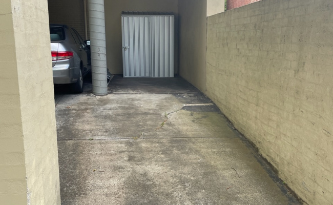 Car-Park-robe-street-st-kilda-victoria,-81257,-361234_1673853558.0328.jpeg