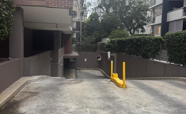 Car-Park-romsey-street-waitara-new-south-wales,-104738,-513463_1765836400.3319.jpg